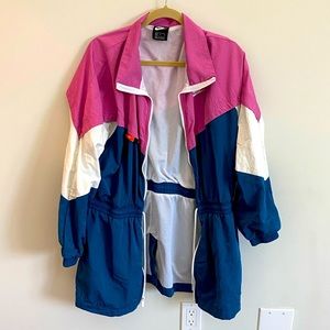 NIKE Zip Up Long Jacket, size Medium